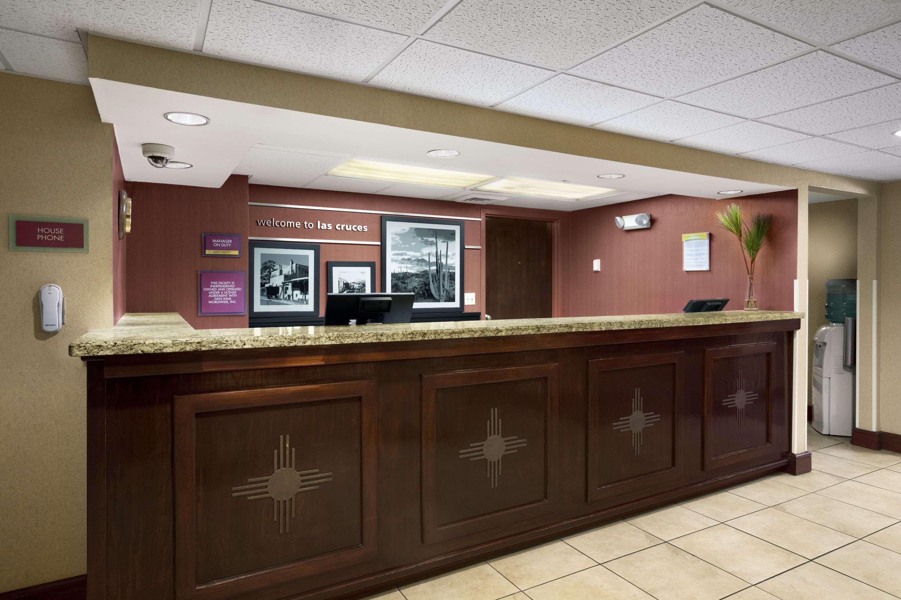 Days Inn By Wyndham Las Cruces Exterior photo