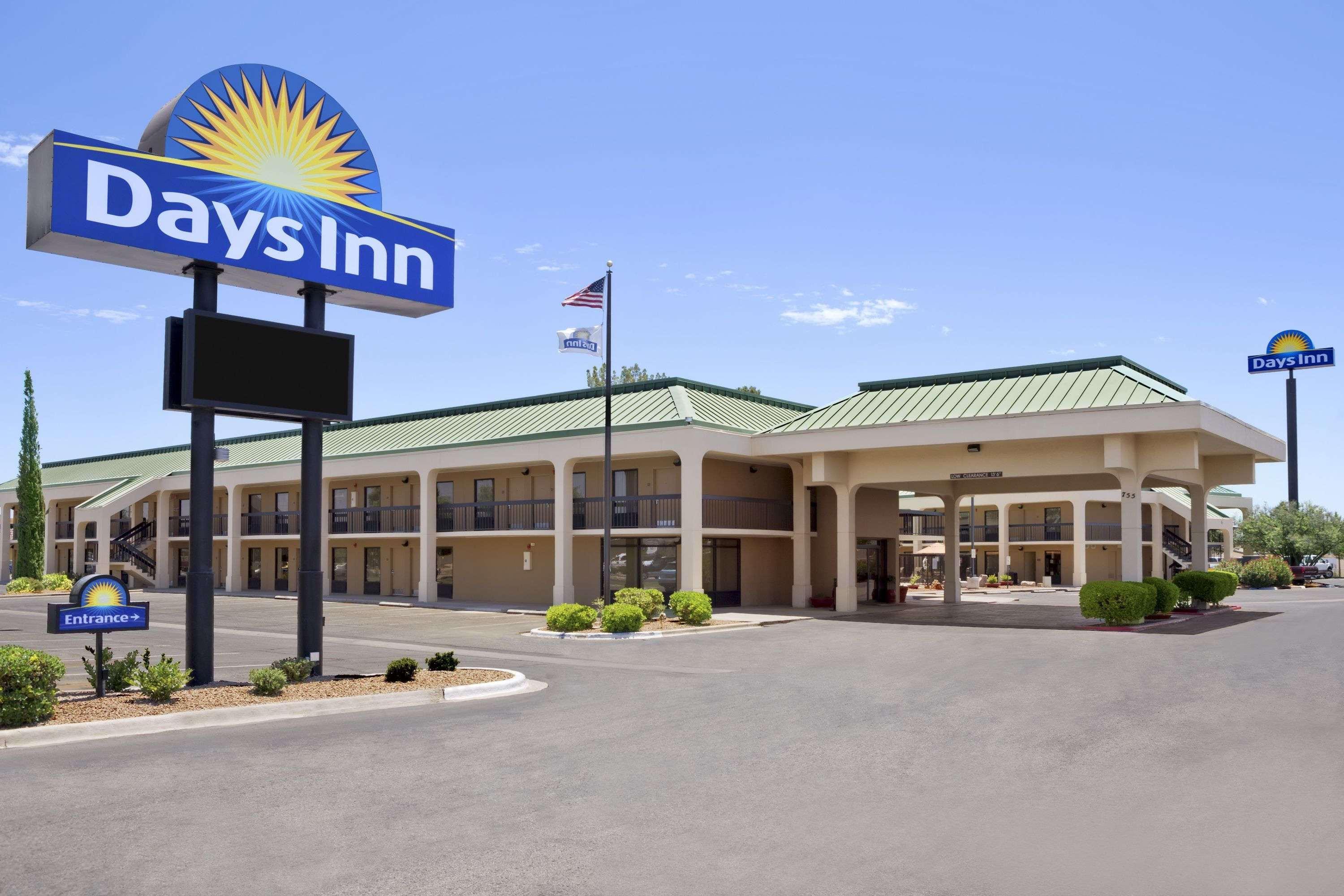 Days Inn By Wyndham Las Cruces Exterior photo